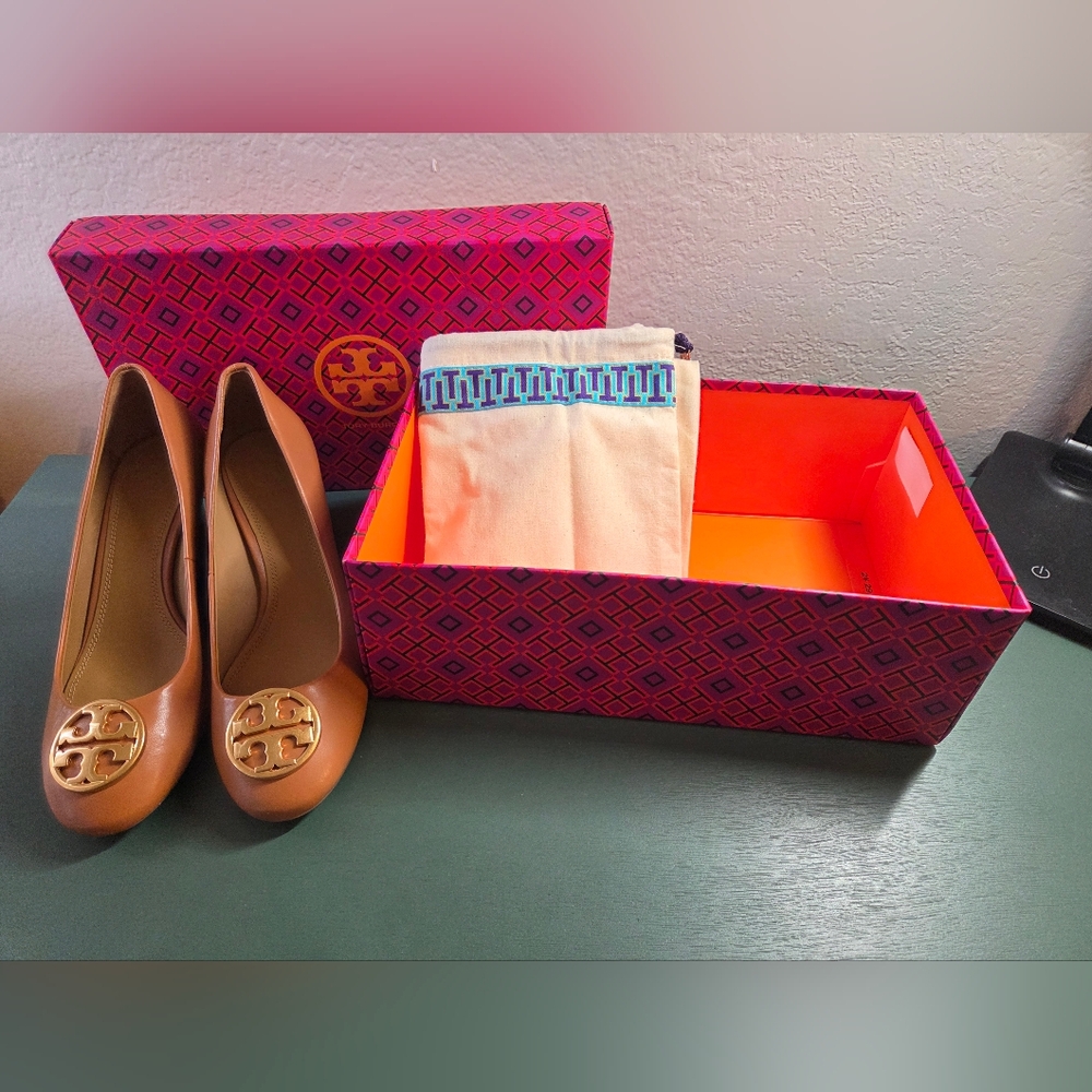 Tory Burch Tan Women's Shoes